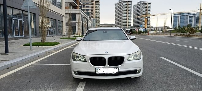 BMW 750 2011, 292,000 km - 4.4 l - Bakı