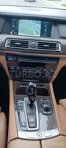 BMW 750 2011, 292,000 km - 4.4 l - Bakı