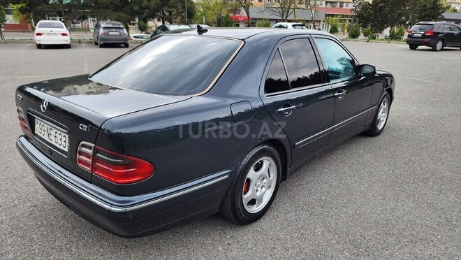 Mercedes E 220 d 1999, 634,400 km - 2.2 l - Bakı
