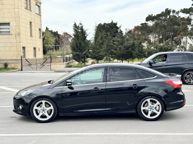 Ford Focus 2013, 187,000 km - 2.0 л - Bakı