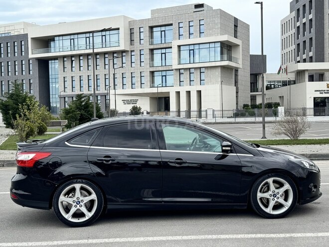 Ford Focus 2013, 187,000 km - 2.0 л - Bakı