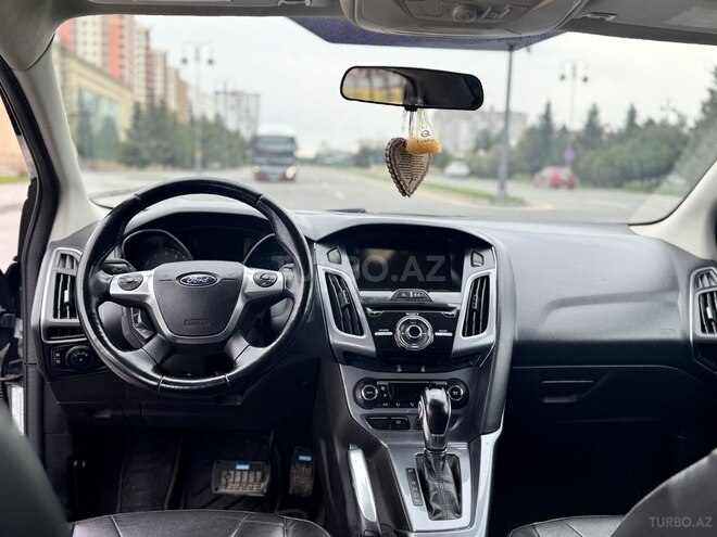 Ford Focus 2013, 187,000 km - 2.0 л - Bakı