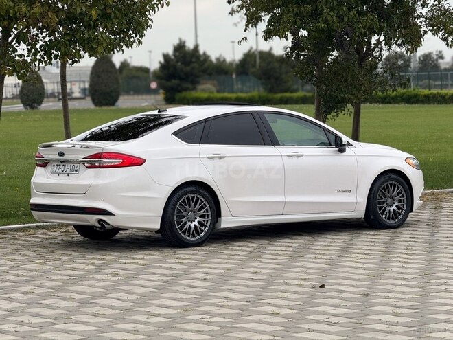 Ford Fusion (North America) 2018, 150,100 km - 2.0 l - Bakı