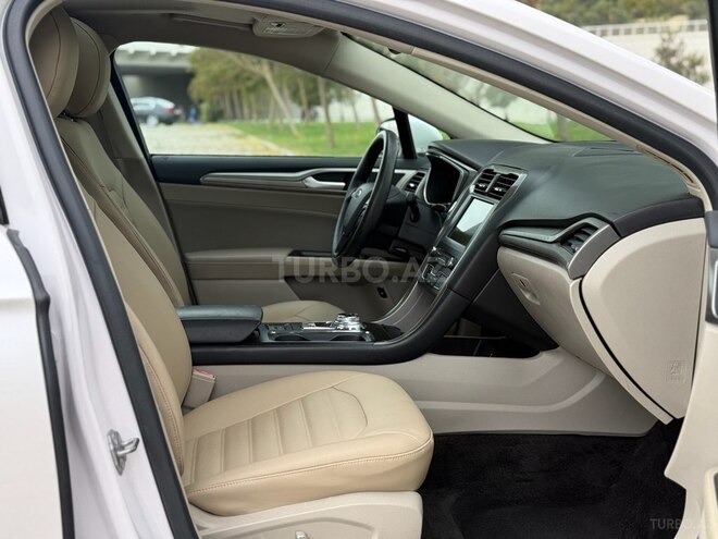 Ford Fusion (North America) 2018, 150,100 km - 2.0 l - Bakı