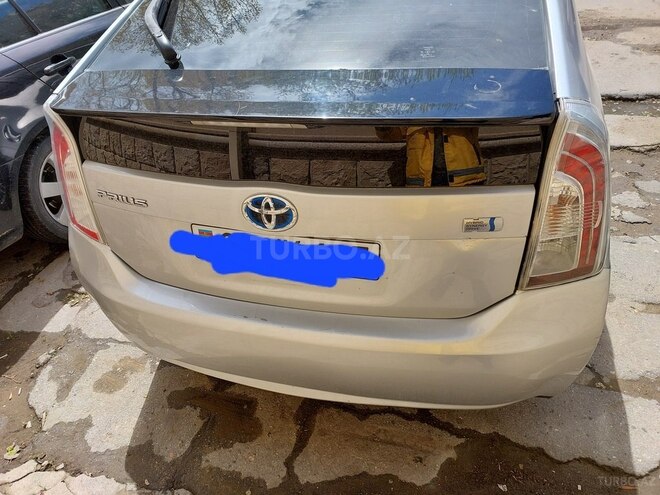 Toyota Prius 2013, 323,000 km - 1.8 l - Bakı