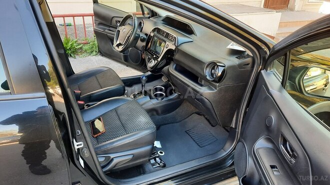 Toyota Aqua 2019, 35,000 km - 1.5 l - Bakı