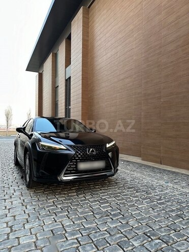 Lexus UX 250h 2023, 20,500 km - 2.0 л - Bakı