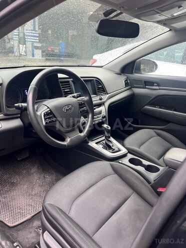 Hyundai Elantra 2017, 118,000 km - 2.0 l - Bakı