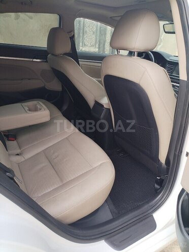 Hyundai Elantra 2020, 116,714 km - 2.0 l - Bakı