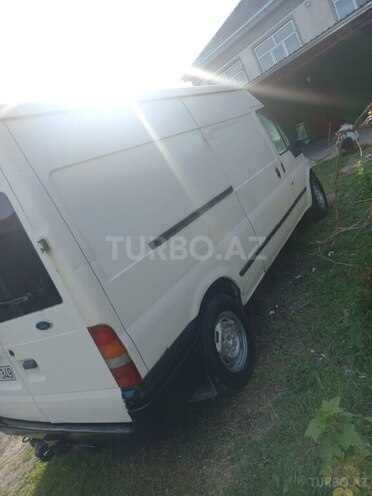Ford Transit 2000, 671,000 km - 2.4 л - Qusar