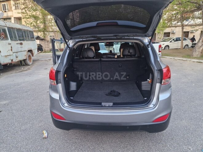 Hyundai Tucson 2010, 131,000 km - 2.0 л - Bakı