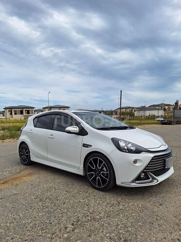 Toyota Aqua 2015, 67,461 km - 1.5 l - Bakı