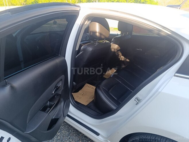 Chevrolet Cruze 2014, 28,000 km - 1.4 l - Balakən