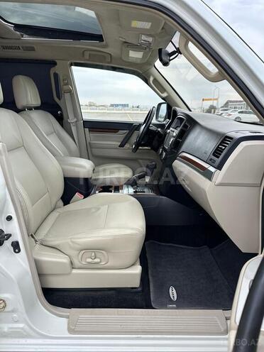 Mitsubishi Pajero 2007, 204,289 km - 3.0 л - Bakı