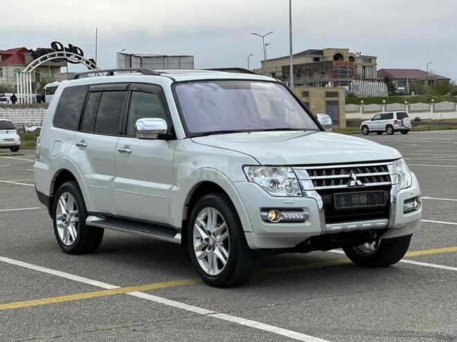 Mitsubishi Pajero 2007, 204,289 km - 3.0 л - Bakı