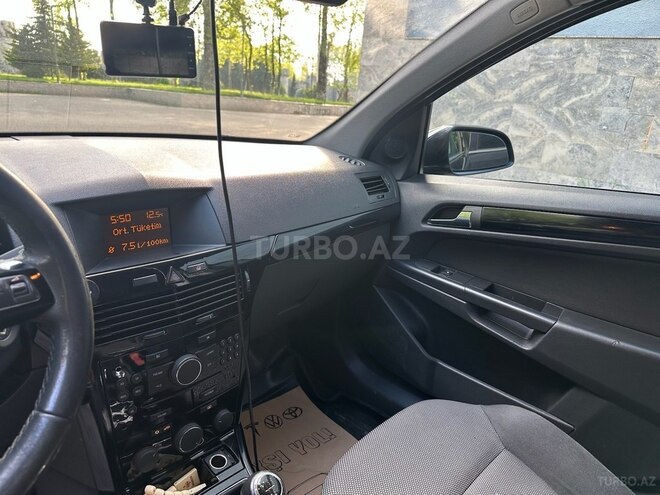 Opel Astra 2009, 346,000 km - 1.4 l - İsmayıllı