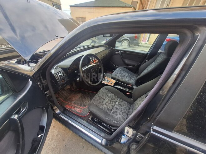 Mercedes C 200 1998, 234,563 km - 2.0 l - Bakı