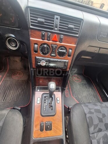 Mercedes C 200 1998, 234,563 km - 2.0 l - Bakı