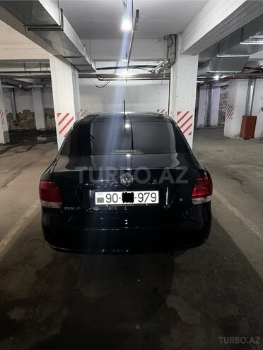 Volkswagen Polo 2015, 94,000 km - 1.6 l - Bakı