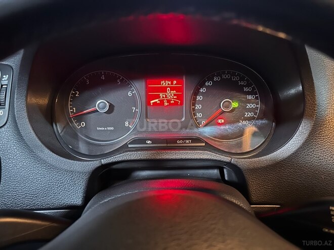 Volkswagen Polo 2015, 94,000 km - 1.6 l - Bakı