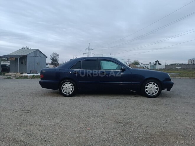 Mercedes E 200 1997, 205,000 km - 2.0 l - Bakı
