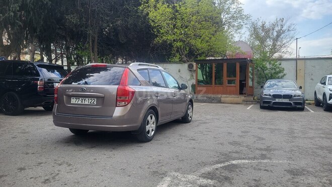 Kia Ceed 2009, 285,000 km - 1.6 л - Bakı