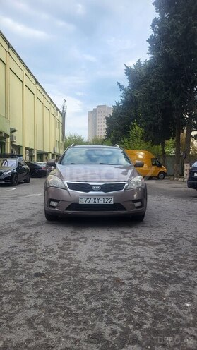 Kia Ceed 2009, 285,000 km - 1.6 л - Bakı