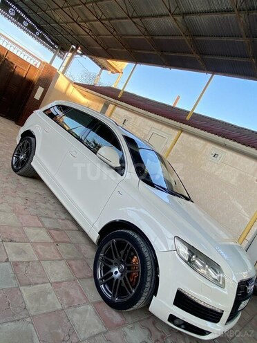 Audi Q7 2008, 282,000 km - 4.2 l - Neftçala
