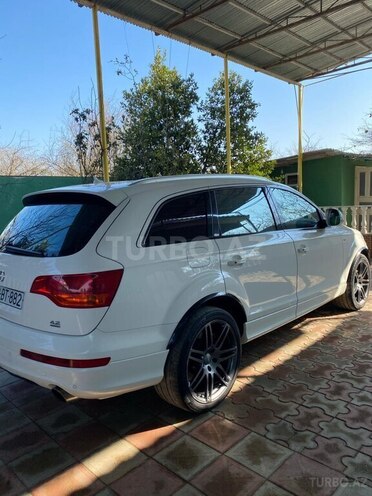 Audi Q7 2008, 282,000 km - 4.2 l - Neftçala