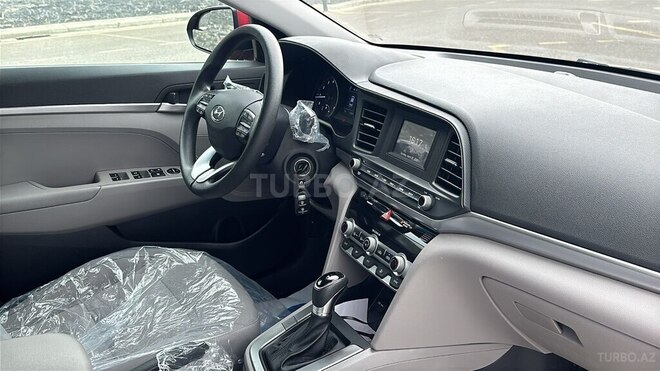 Hyundai Elantra 2019, 13,500 km - 2.0 л - Bakı