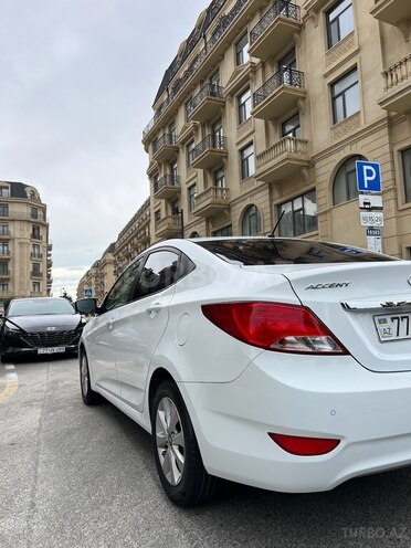 Hyundai Accent 2016, 82,000 km - 1.4 l - Bakı