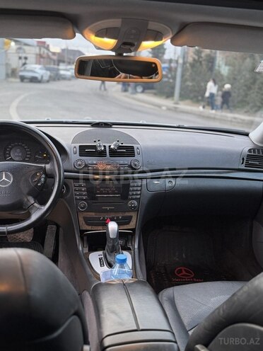 Mercedes E 270 2004, 365,000 km - 2.7 l - Bakı