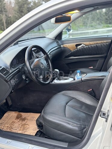 Mercedes E 270 2004, 365,000 km - 2.7 l - Bakı