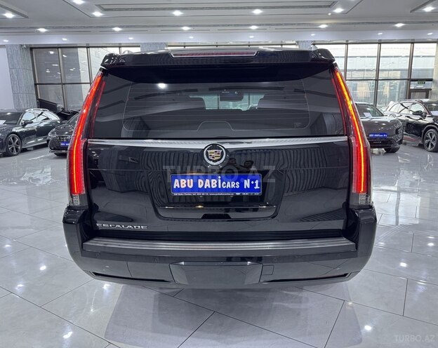 Cadillac Escalade-7