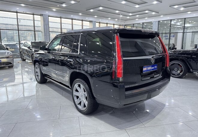 Cadillac Escalade-6