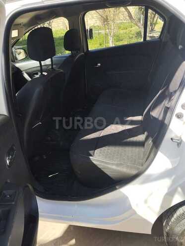 Renault Logan 2014, 230,000 km - 1.6 l - Bakı