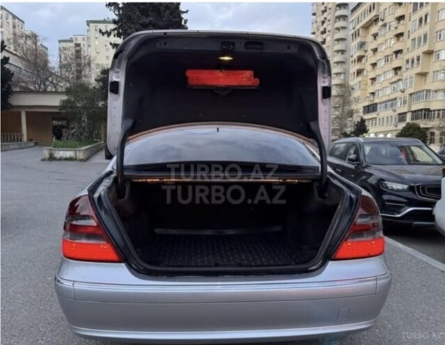 Mercedes E 270 2004, 365,000 km - 2.7 l - Bakı
