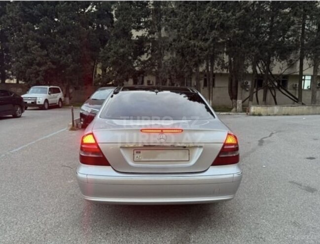 Mercedes E 270 2004, 365,000 km - 2.7 l - Bakı