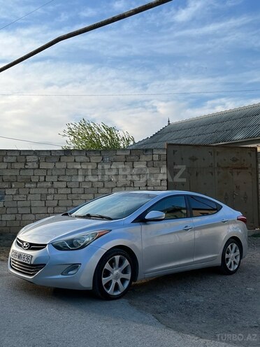 Hyundai Elantra 2011, 241,402 km - 1.8 л - Şirvan