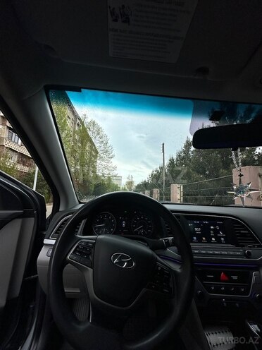Hyundai Elantra 2017, 107,000 km - 2.0 l - Bakı