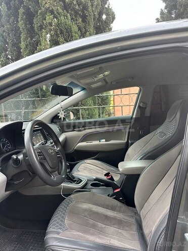Hyundai Elantra 2017, 107,000 km - 2.0 l - Bakı