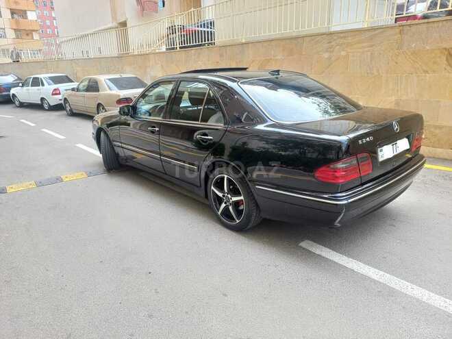 Mercedes E 240 2000, 285,000 km - 2.4 l - Bakı