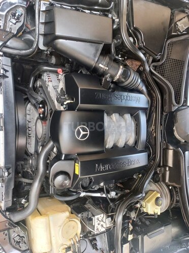 Mercedes E 240 2000, 285,000 km - 2.4 l - Bakı
