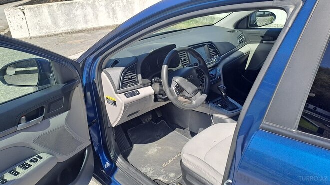 Hyundai Elantra 2016, 150,000 km - 2.0 l - Şəki