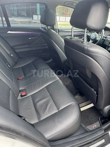 BMW 520 2015, 245,000 km - 2.0 l - Bakı