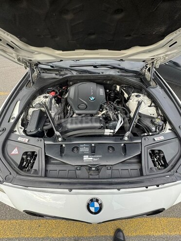 BMW 520 2015, 245,000 km - 2.0 l - Bakı