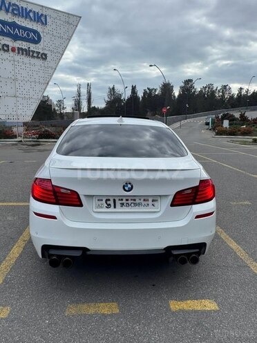 BMW 520 2015, 245,000 km - 2.0 l - Bakı