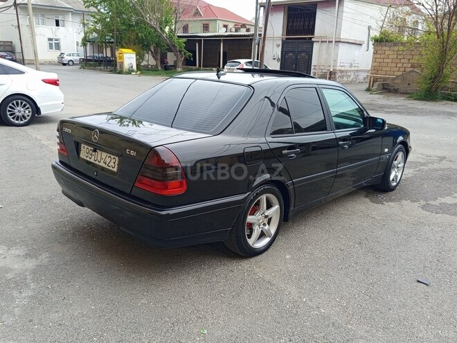 Mercedes C 220 d 1999, 228,000 km - 2.2 л - Bakı