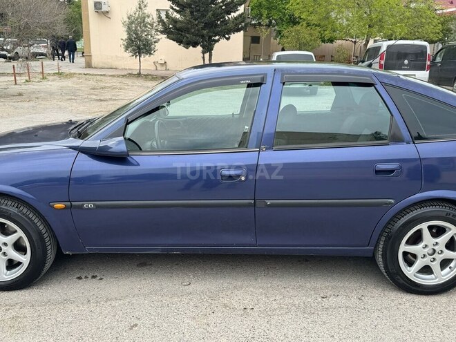 Opel Vectra 1996, 300,000 km - 2.0 l - Sumqayıt