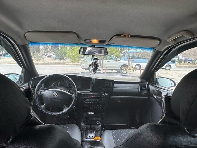 Opel Vectra 1996, 300,000 km - 2.0 l - Sumqayıt